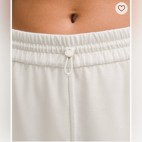 Lululemon Softstreme High-Rise Straight-Leg Cropped Pant size 12 - Picture 4 of 10